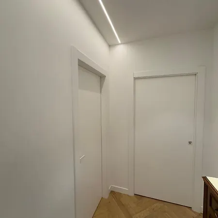 Chiara's Place 3* 밀라노